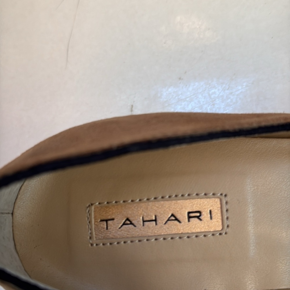 Tahari Brown Suede Heels with Bow Accent, 6 1/2 - Picture 3 of 9